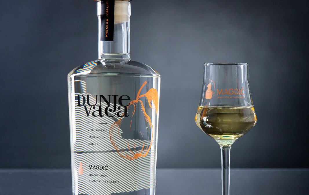 Magdić Premium dunjevača – vrhunska domaća rakija od leskovačkih dunja